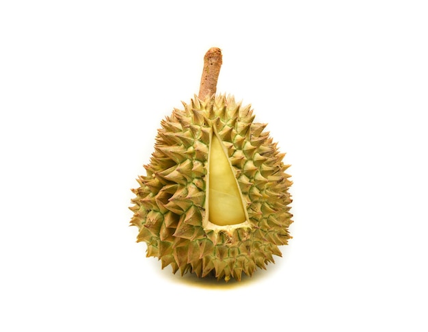 Primer plano de la fruta contra un fondo blanco