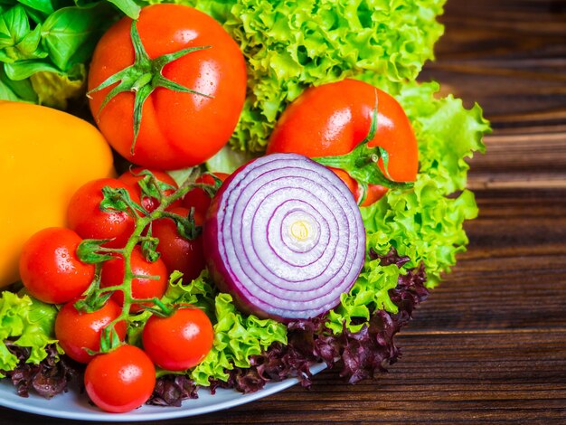 Foto primer plano de las frutas en la mesa