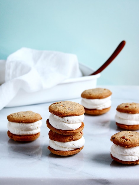 Foto primer plano de las galletas en la mesa