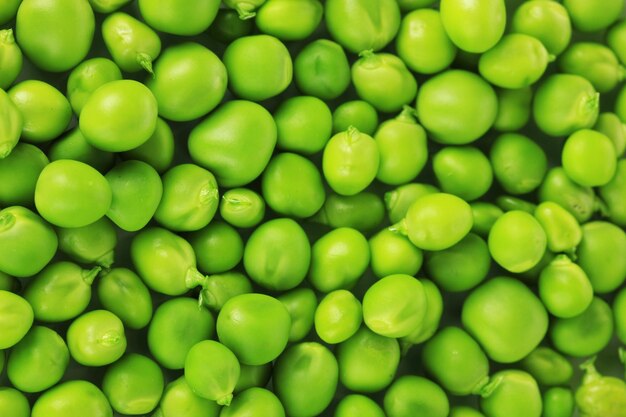 Primer plano de guisantes verdes dulces