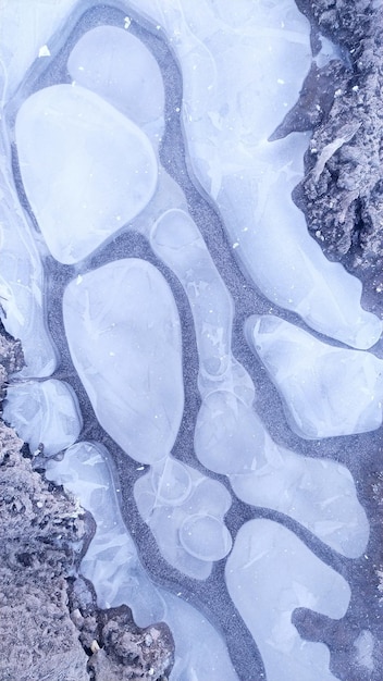 Un primer plano de hielo con la palabra hielo