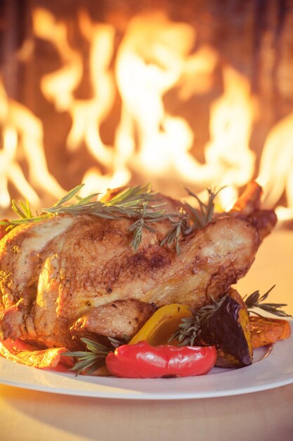 Foto primer plano de mariscos en una parrilla de barbacoa