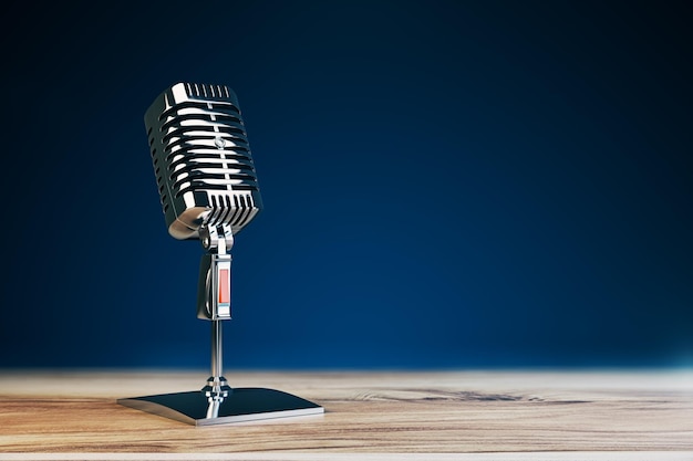 Primer plano de un micrófono vocal de canto vintage de acero sobre una superficie de madera y fondo azul con lugar simulado 3D Rendering