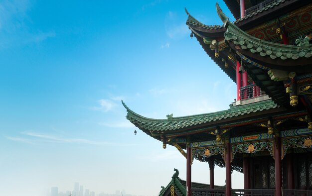 Primer plano de la pagoda del templo de la arquitectura, Chongqing, China