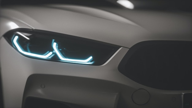 Un primer plano de la pantalla LED de un automóvil que muestra la hora 10 : 30.
