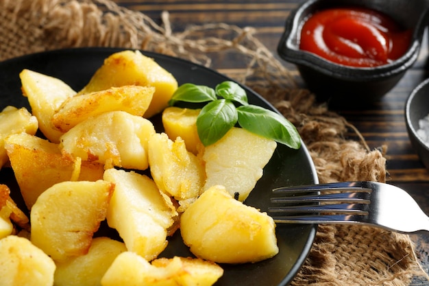 Primer plano de papas fritas Comida sabrosa y sencilla Almuerzo tradicional