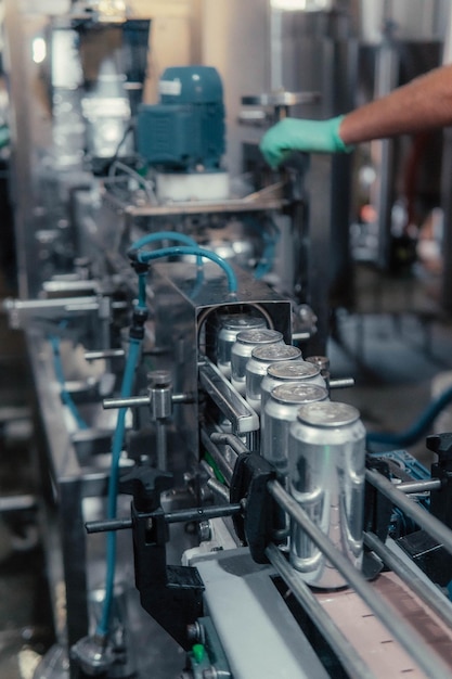 Foto primer plano de una parte de la máquina en la fábrica