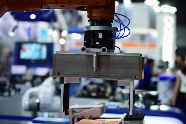Primer plano de una parte de la máquina en la fábrica