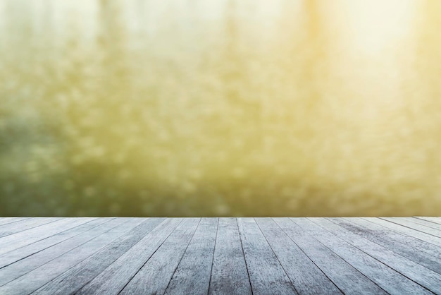 Foto primer plano del paseo marítimo en una mesa de madera