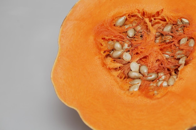 Primer plano de una pieza de calabaza