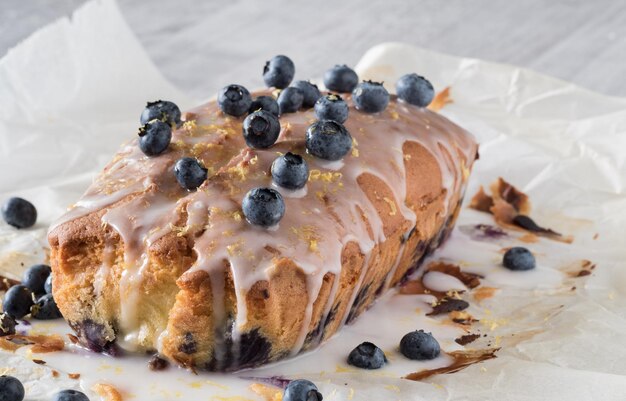 Foto primer plano de un postre en papel