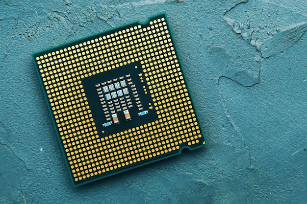 Primer plano del procesador de la computadora del chip de la CPU. Vista superior