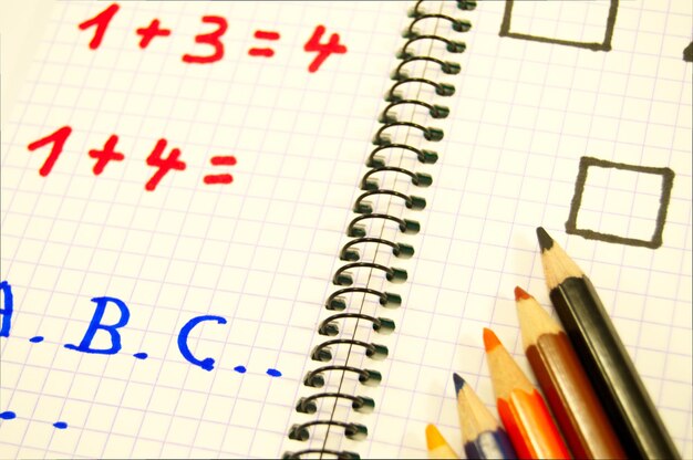 Primer plano de la solución matemática