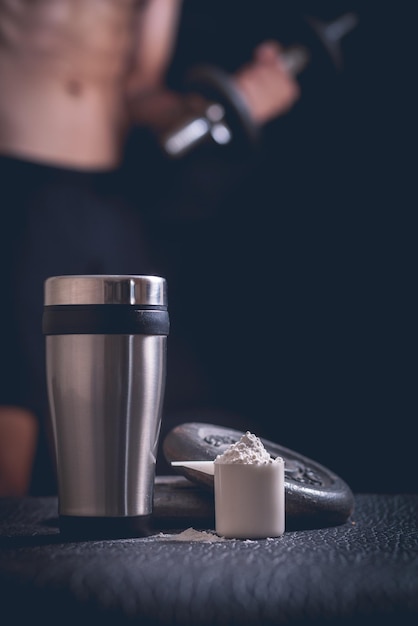 Foto primer plano de una taza de café en la mesa