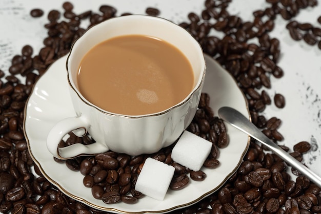 Foto primer plano de una taza de café en la mesa