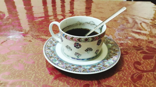 Primer plano de una taza de café