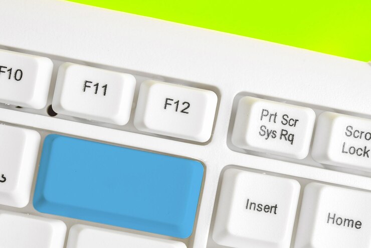 Foto primer plano del teclado de la computadora portátil