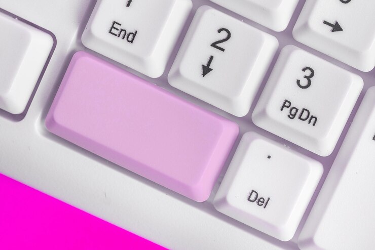 Foto primer plano del teclado de la computadora