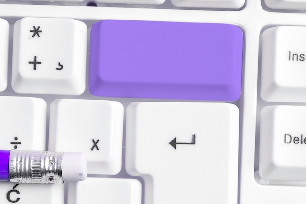 Primer plano del teclado de la computadora