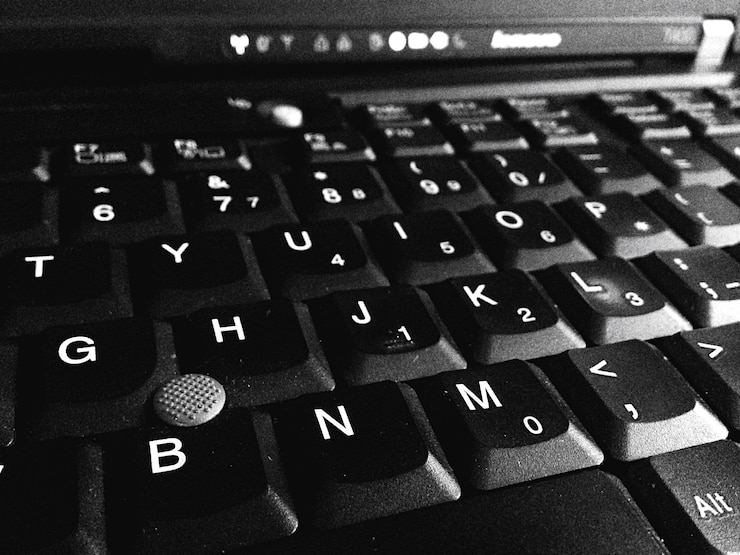Foto primer plano del teclado de la computadora