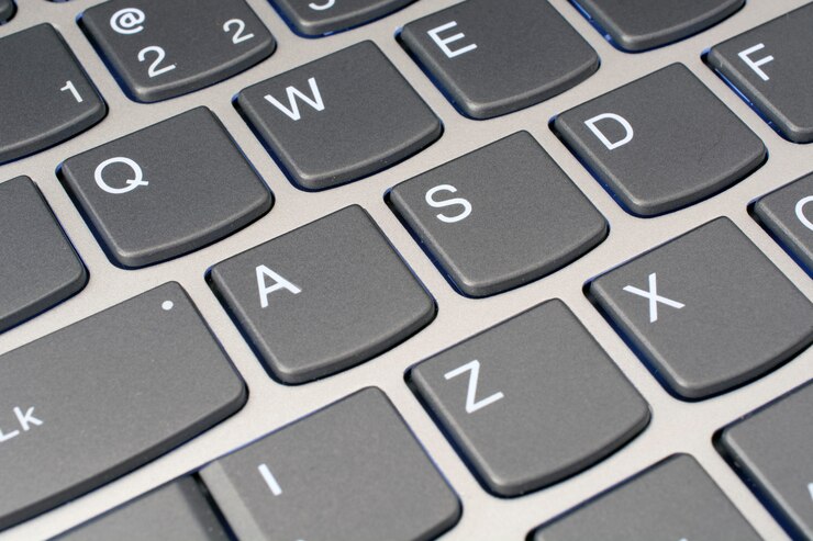 Foto primer plano del teclado de la computadora