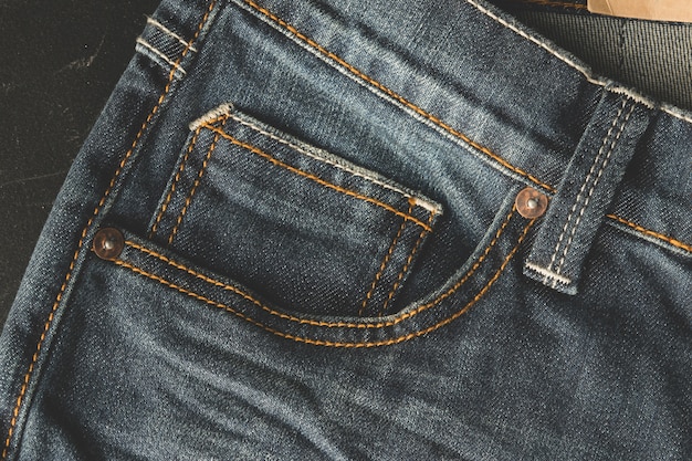 Primer plano de una textura de blue jeans frente