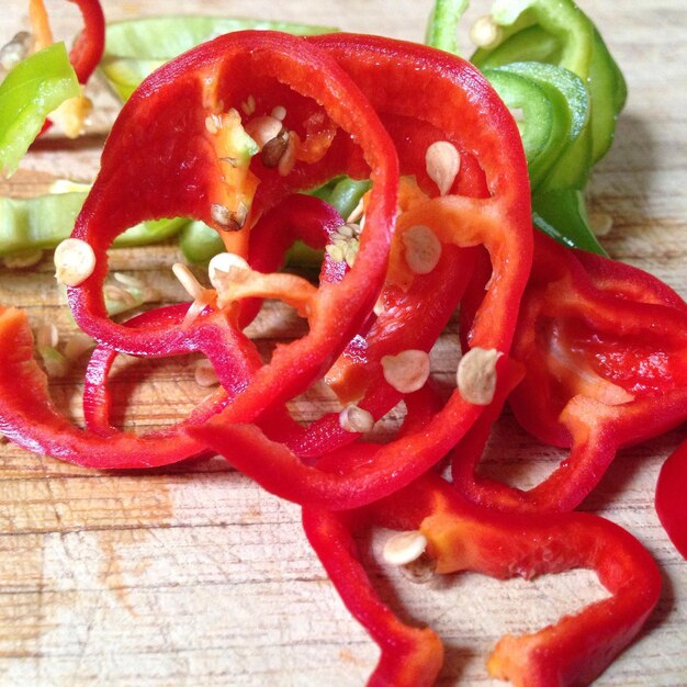 Foto primer plano de los tomates rojos