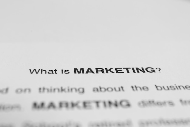 Primer plano del tutorial de marketing
