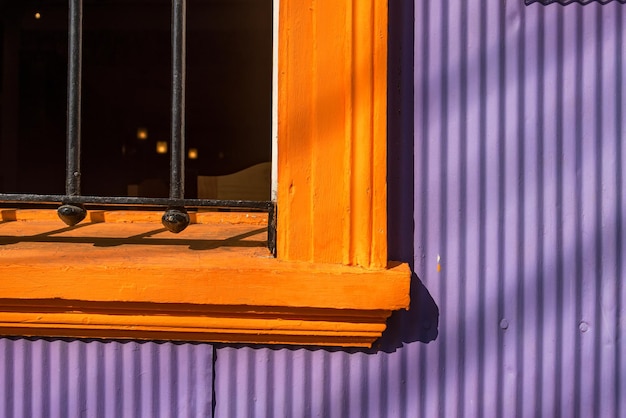 Foto primer plano de una ventana de metal