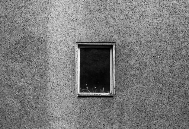 Foto primer plano de una ventana en la pared del edificio