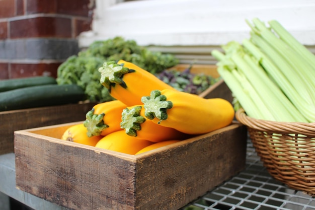 Foto primer plano de las verduras en la mesa