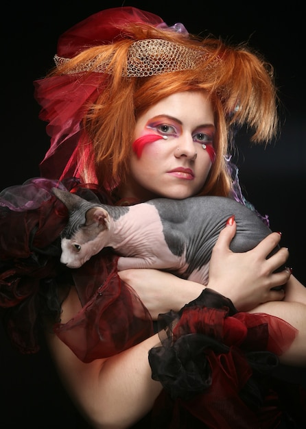 Princesa yong com gato. maquiagem de fantasia criativa.