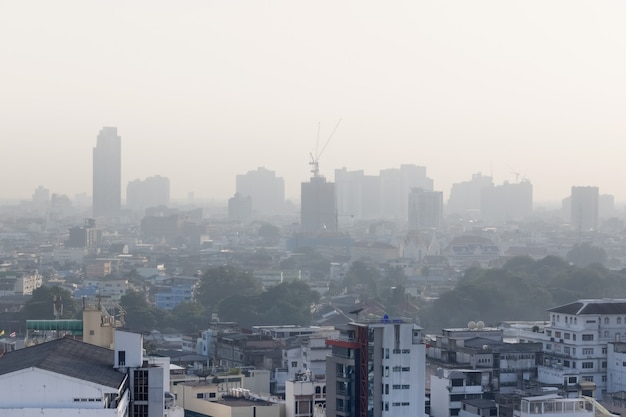 Problema de poluição do ar em níveis perigosos com poeira PM 2,5 na cidade de Bangkok, Tailândia