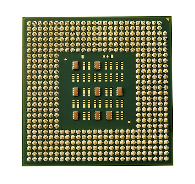 Procesador de CPU sobre fondo blanco Enfoque selectivo para procesador de CPU