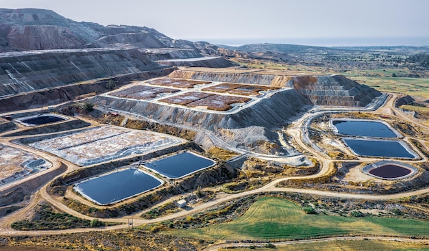 Processamento de minério de cobre na mina Skouriotissa em ChiprexA