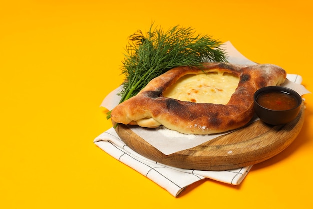 Producto de harina de comida de la cocina georgiana nacional Khachapuri