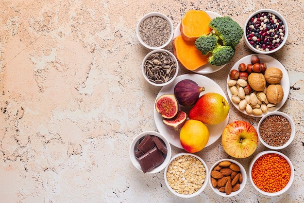 Productos ricos en fibra Alimentos dietéticos saludables Vista superior