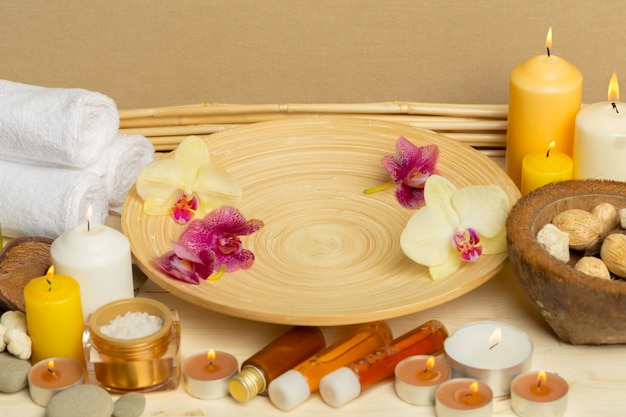 Productos de spa con orquídeas.