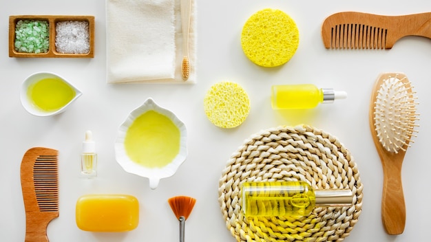 Foto produtos cítricos orgânicos e escovas de cabelo