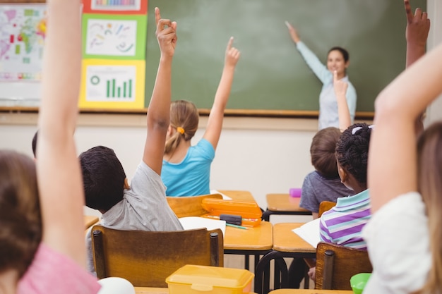 Professor ensinando uma aula de aula