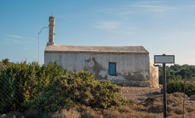 Profitis Ilias antigua iglesia ortodoxa Grecia Gavdos isla destino religioso Creta día soleado