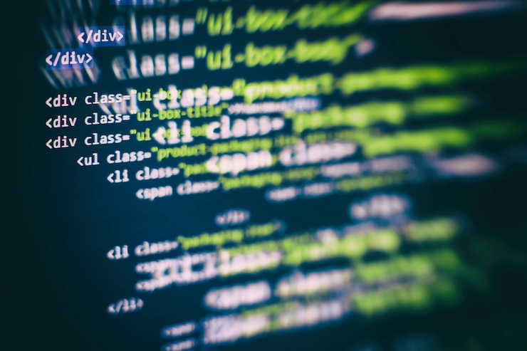 Foto la programación de computadoras a menudo abreviada a programación es un proceso para la formulación original de un problema de computación en programas de computadora ejecutables tales como análisis, desarrollo, algoritmos y verificación.