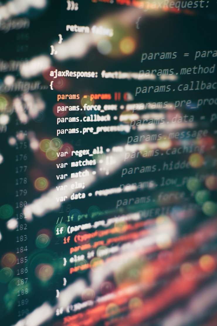 Foto la programación de computadoras a menudo abreviada a programación es un proceso para la formulación original de un problema de computación en programas de computadora ejecutables tales como análisis, desarrollo, algoritmos y verificación.