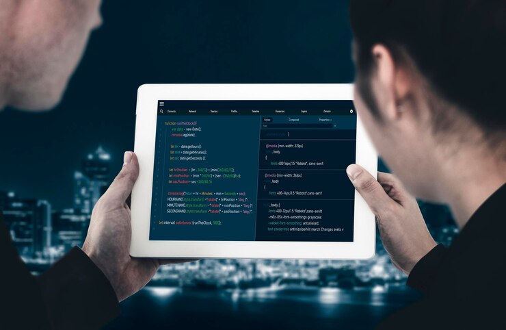 Foto programación de desarrollo de software en la pantalla de la computadora para aplicaciones modernas