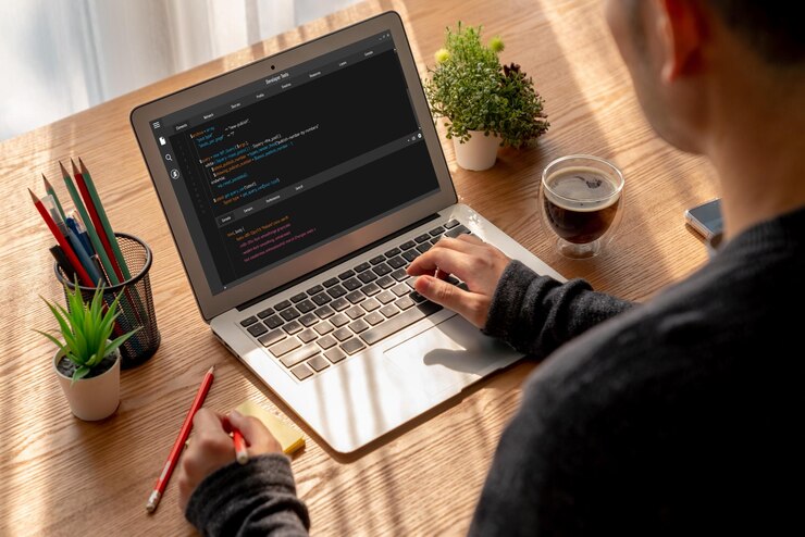 Foto programación de desarrollo de software en la pantalla de la computadora para aplicaciones modernas