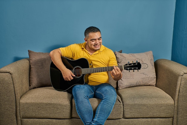 Propósito de aprender guitarra online con clases en vivo