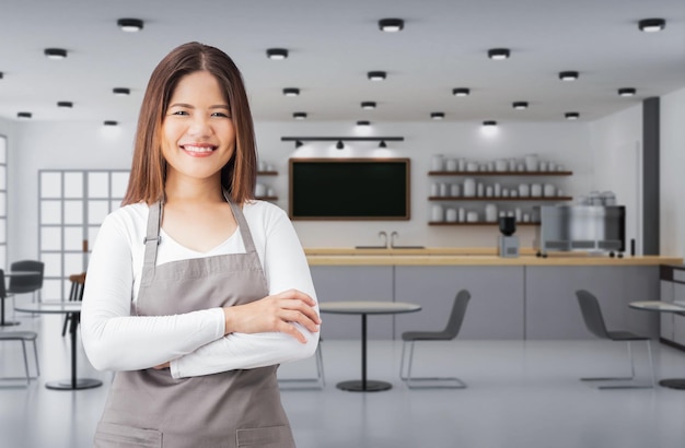 Proprietário da empresa no café ou cafeteria com balcão bar