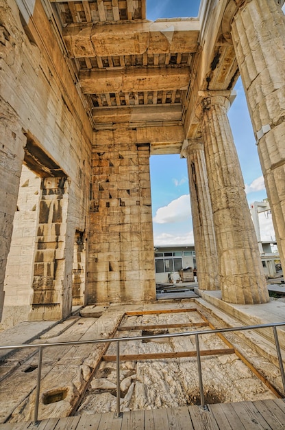 Propylaea a entrada da Acrópole de Atenas