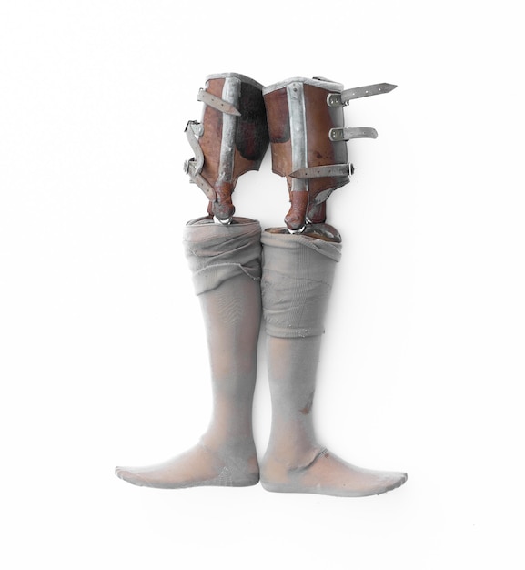 Foto próteses de perna médica isoladas em fundo branco