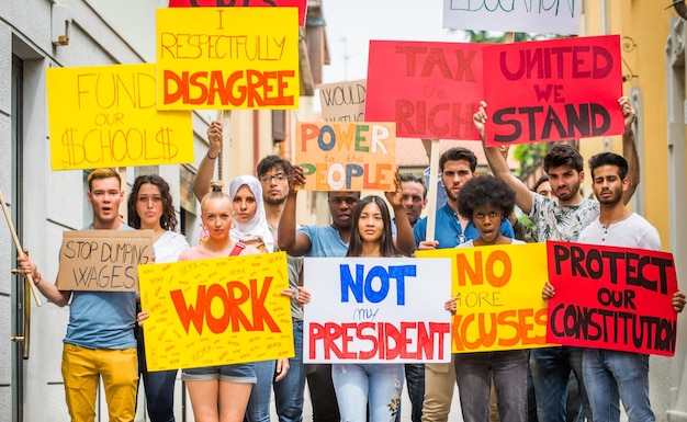 Protest gegen den Klimawandel auf der Straße 18